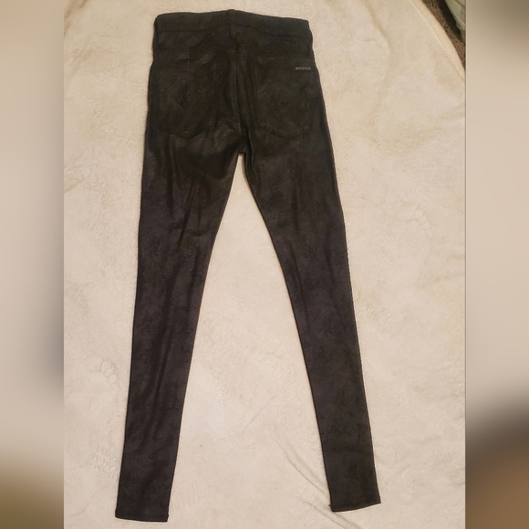 💚5/$25 Hudson Black Crackle “Nico Super Skinny” Mid Rise Pants Size 24 - Picture 5 of 11